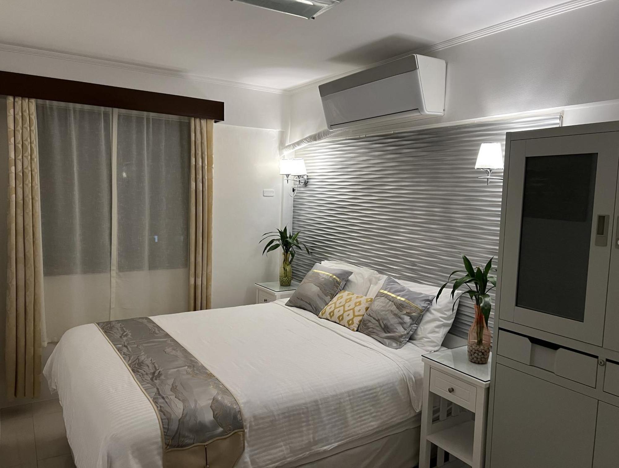 Stunning 2Br Apt, 65 Sq M Netflix At Rosewood Pointe Residences Near Bgc Manila Exterior photo